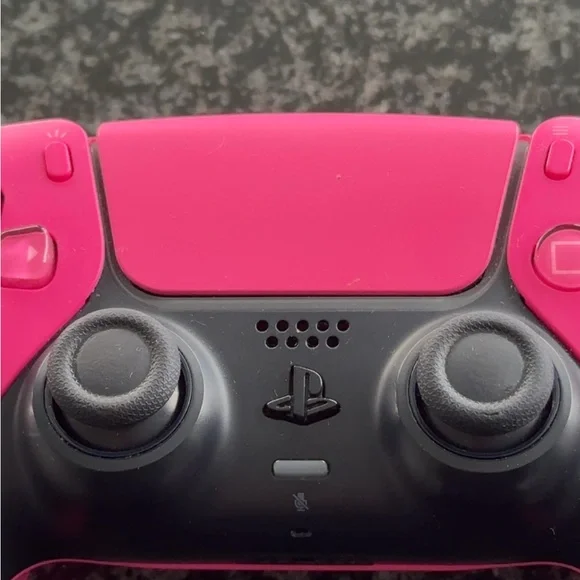 Rare Limited Edition - Sony DualSense Controller - Bright Pink - Picture 6 of 7